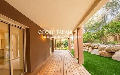 /international/fr/porto-vecchio-corsica-310107147847/