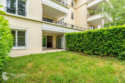/international/fr/villefranche-sur-saone-rhone-310108899040/