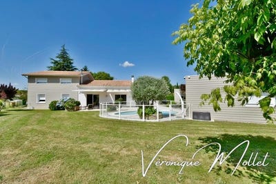 /international/fr/lignan-de-bordeaux-aquitaine-310101375544/?lang=zh-tw