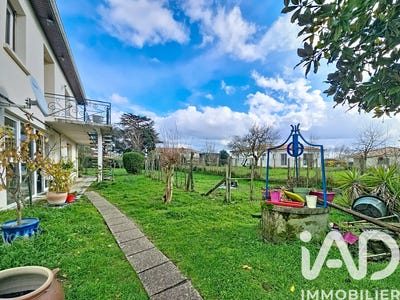 /international/fr/saint-ciers-sur-gironde-aquitaine-310105377890/