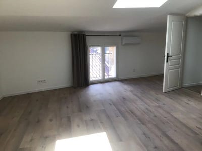 /international/fr/le-pouget-midi-pyrenees-310108314135/