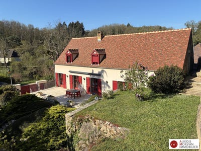 /international/fr/semur-en-auxois-burgundy-310107794094/