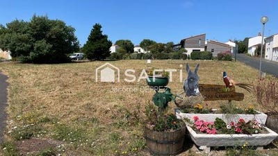 /international/fr/saint-michel-en-l-herm-pays-de-la-loire-310106578637/