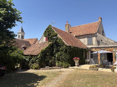 /international/fr/nohant-vic-centre-val-de-loire-310109481702/