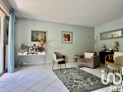 /international/fr/la-rochelle-franche-comte-310100364373/