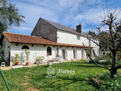 /international/fr/civray-charente-310100495018/?lang=zh-tw