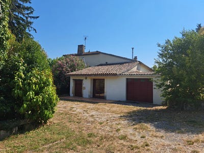 /international/fr/saint-macaire-aquitaine-310099684433/