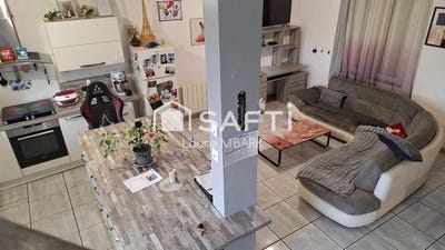 /international/fr/nesle-picardie-310105369371/