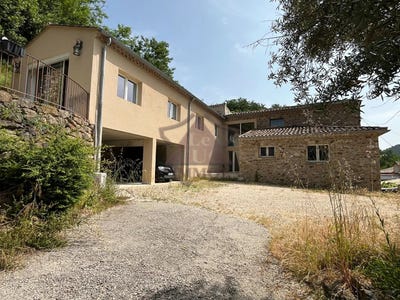 /international/fr/robiac-rochessadoule-languedoc-roussillon-120088856890/