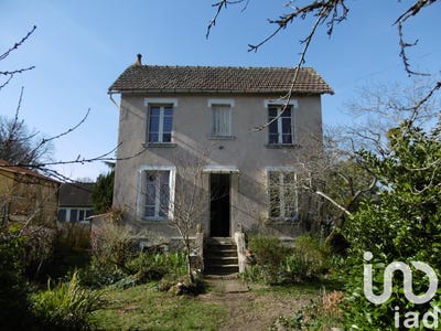 /international/fr/moulismes-charente-310097900940/