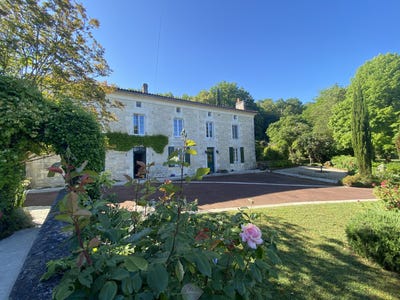 /international/fr/mouthiers-sur-boeme-charente-310108838541/