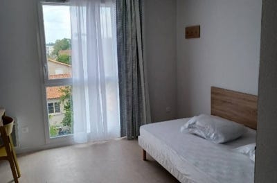 /international/fr/poitiers-charente-310106403094/