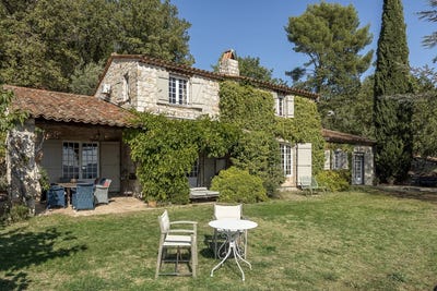 /international/fr/tourrettes-hh-15157249-tourrettes-provence-alpes-cote-d-azur-310100959444/?lang=zh-cn