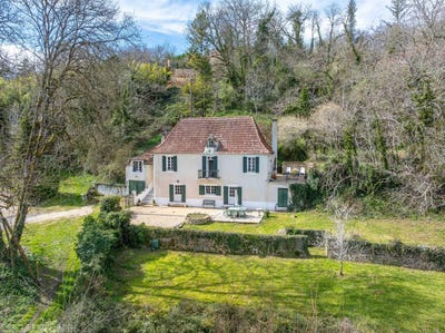 /international/fr/mauzac-et-grand-castang-aquitaine-310107534567/