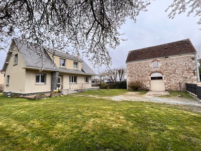/international/fr/arcisses-centre-val-de-loire-310099561197/