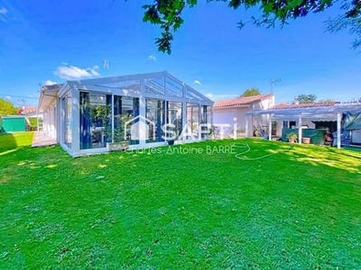 /international/fr/margaux-cantenac-aquitaine-310101387293/