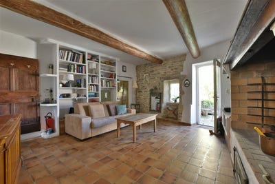 /international/fr/langlade-languedoc-roussillon-310107743118/