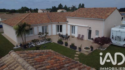 /international/fr/saint-romain-de-benet-charente-310108049024/