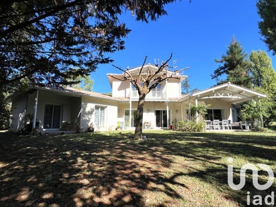 /international/fr/sainte-eulalie-rhone-310102634186/