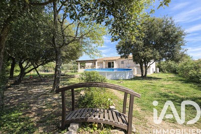 /international/fr/mejannes-le-clap-languedoc-roussillon-310107409881/