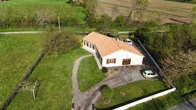 /international/fr/chanteloup-charente-310107600576/