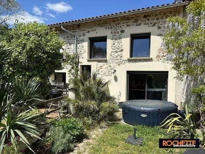 /international/fr/montrond-les-bains-centre-val-de-loire-310099618043/