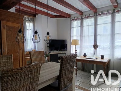 /international/fr/thouars-charente-310108183053/