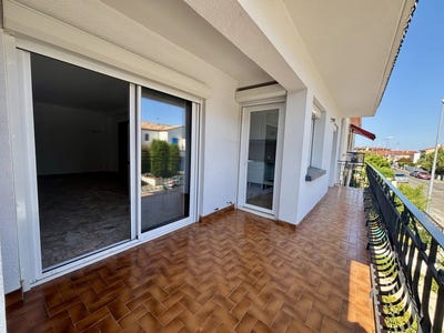 /international/fr/perpignan-languedoc-roussillon-310108376181/