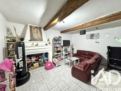 /international/fr/saint-gilles-burgundy-310105746130/