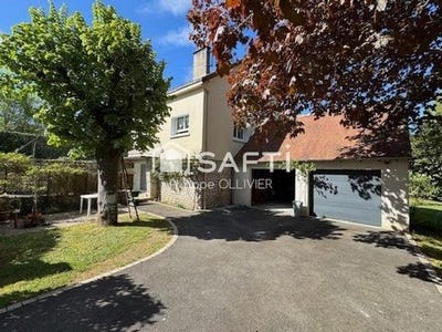 /international/fr/francueil-centre-val-de-loire-310108566003/
