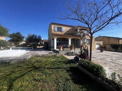 /international/fr/saint-gilles-burgundy-310107375511/