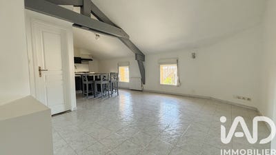 /international/fr/connaux-languedoc-roussillon-310108948942/