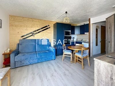 /international/fr/ancelle-provence-alpes-cote-d-azur-310099631990/?lang=en