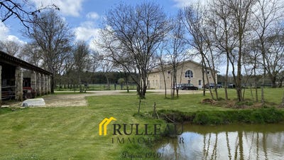 /international/fr/saint-christoly-de-blaye-aquitaine-310100739362/?lang=zh-tw