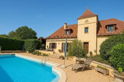 /international/fr/saint-laurent-la-vallee-aquitaine-310105103773/