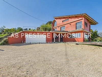 /international/fr/tanneron-provence-alpes-cote-d-azur-310100013845/