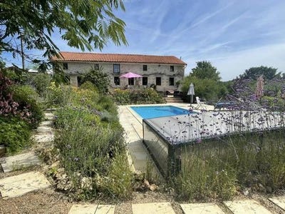 /international/fr/lizant-charente-310101384887/?lang=en