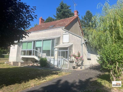 /international/fr/chateaumeillant-centre-val-de-loire-310120010431/