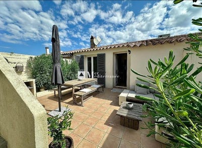 /international/fr/grimaud-provence-alpes-cote-d-azur-310101485717/