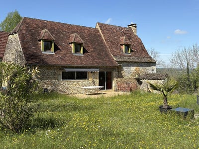 /international/fr/les-eyzies-de-tayac-sireuil-aquitaine-310098741073/?lang=zh-cn