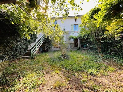 /international/fr/buis-les-baronnies-rhone-310100009997/