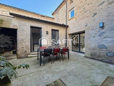 /international/fr/la-chapelle-saint-laurent-charente-310105210635/