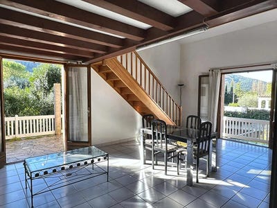 /international/fr/la-penne-sur-huveaune-provence-alpes-cote-d-azur-310108595069/