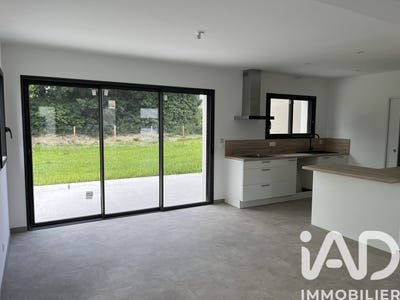 /international/fr/la-chapelle-des-fougeretz-brittany-310107973960/