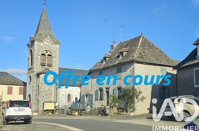 /international/fr/pleaux-auvergne-310108306572/