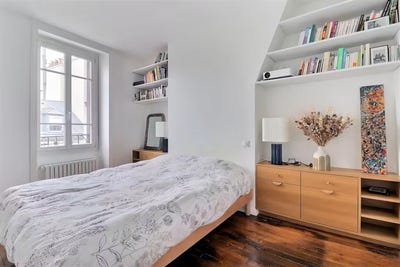 /international/fr/rue-des-martyrs-paris-ile-de-france-310109236953/