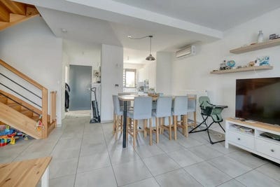/international/fr/merville-midi-pyrenees-310107792921/