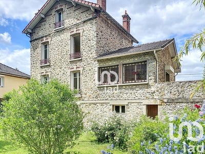 /international/fr/saint-thibault-des-vignes-ile-de-france-310099948448/