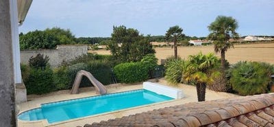 /international/fr/longeville-sur-mer-pays-de-la-loire-310104809889/