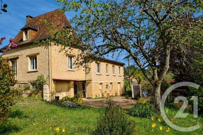 /international/fr/sarlat-la-caneda-aquitaine-310107582871/
